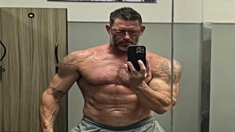 Former MLB Pitcher-Turned Bodybuilder Kyle Farnsworth Completely Transformed His Physique