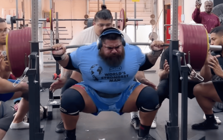 Powerlifter Jesus Olivares (+120KG) Breaks The 1,000-Pound Squat Barrier for a Recent PR