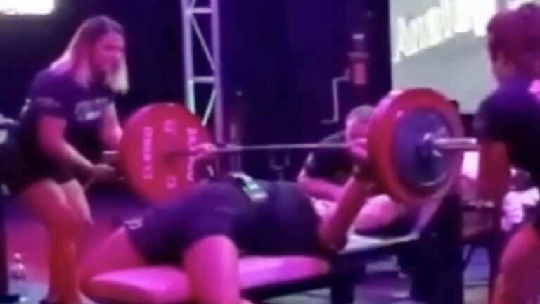 Powerlifter Julia Mills Scores Total Over 1,350 Kilos, Breaks UK Women’s Record