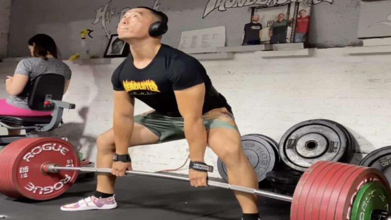 Powerlifter Yangsu Ren (83KG) Deadlifts 60 Kilos Over IPF World Record