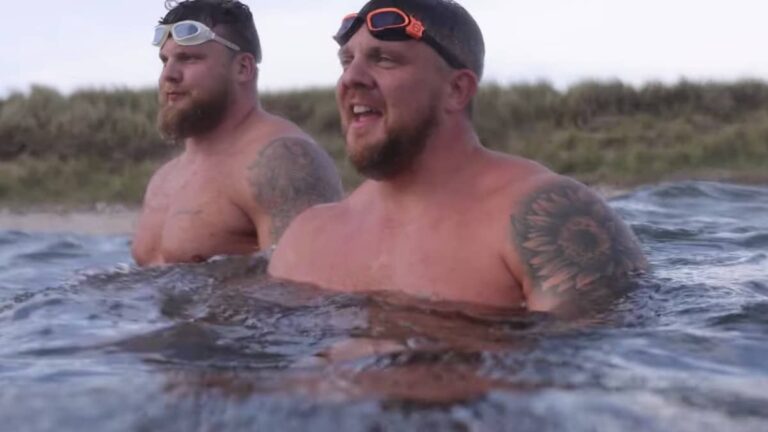 Tom and Luke Stoltman Take Swimming Lessons from Ross Edgley