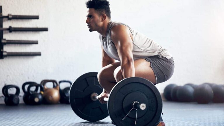 12 Common Deadlift Mistakes and Easy methods to Fix Them