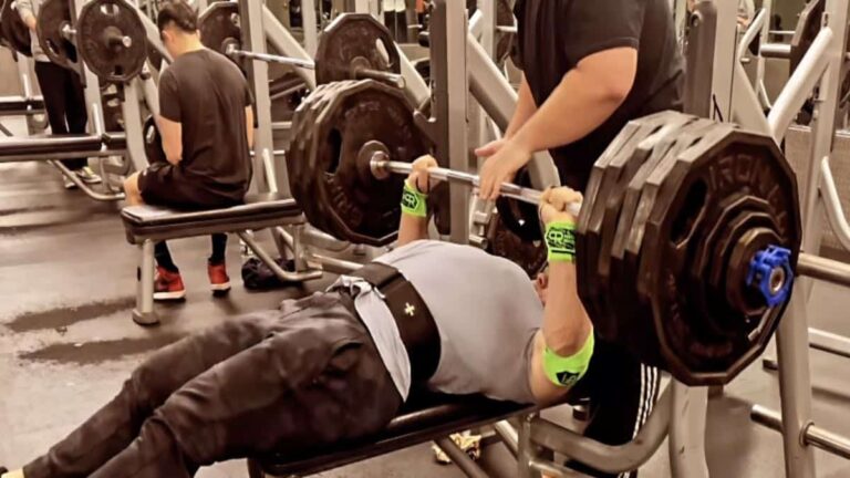 Powerlifter Joseph Tumbarello Logs a Ridiculous 281.2-Kilogram (620-Pound) Larsen Press PR