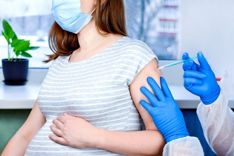 Pregnancy has no effect on long-term immune response to SARS-CoV-2 mRNA vaccination