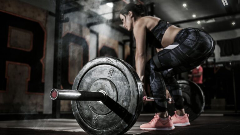 7 Tricks to Perfect Your Deadlift Form