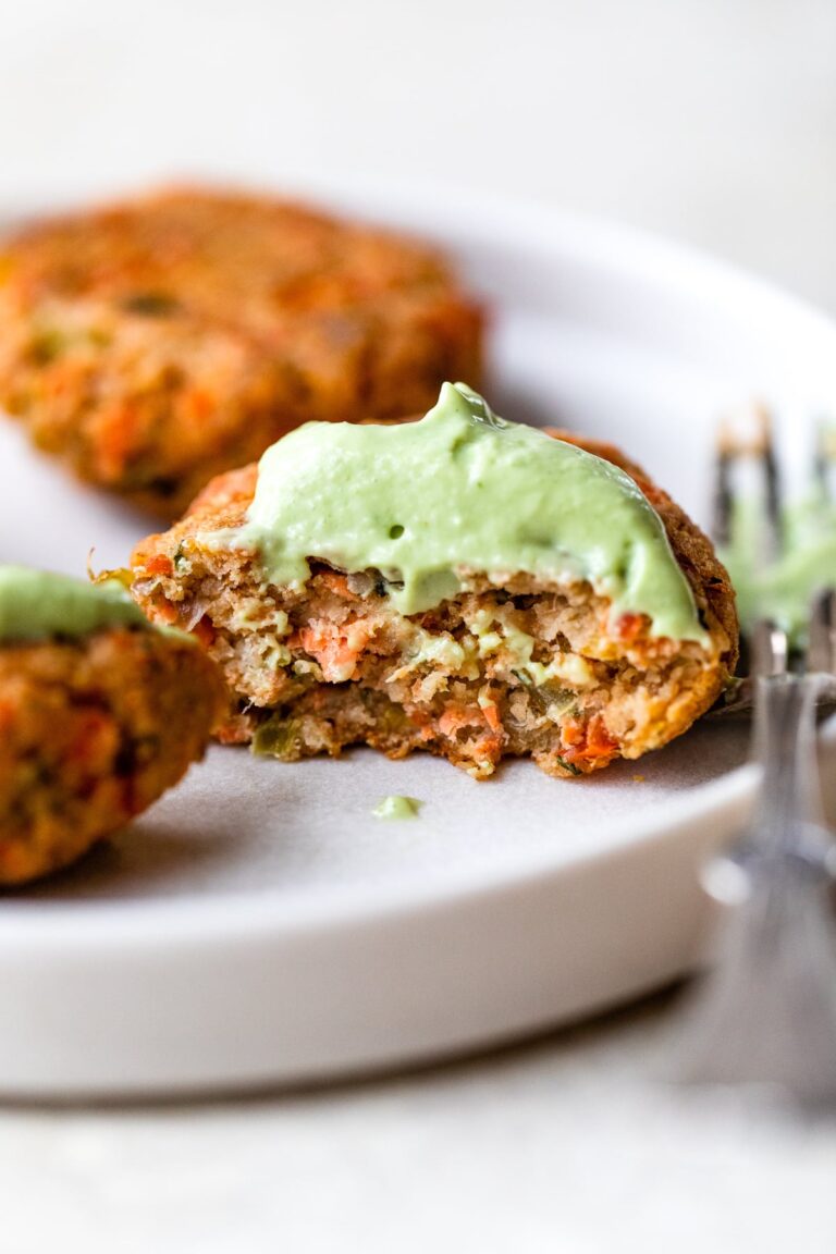 Baked Salmon Cakes (Salmon Patties)