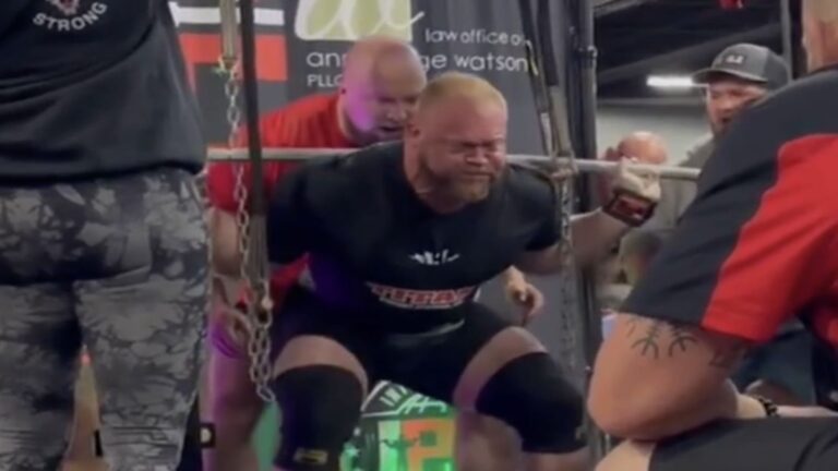 Phillip Herndon (125KG) Squats 411 Kilograms (906.1 Kilos) for Raw All-Time World Record