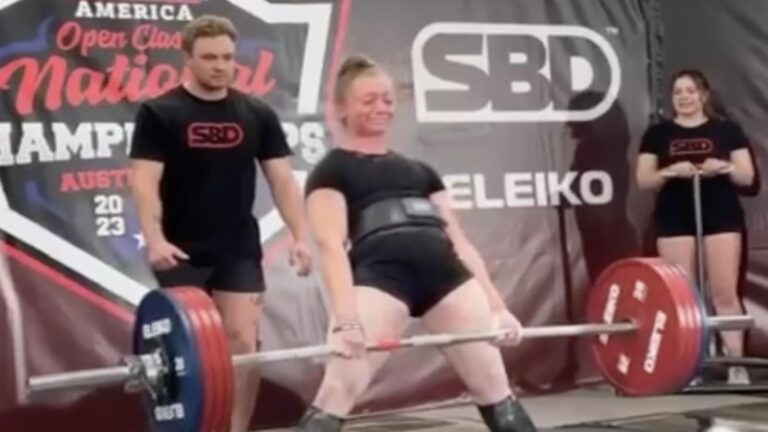 Powerlifter Natalie Richards Totals Over 500 Kilograms Weighing 57KG at Powerlifting America Nationals