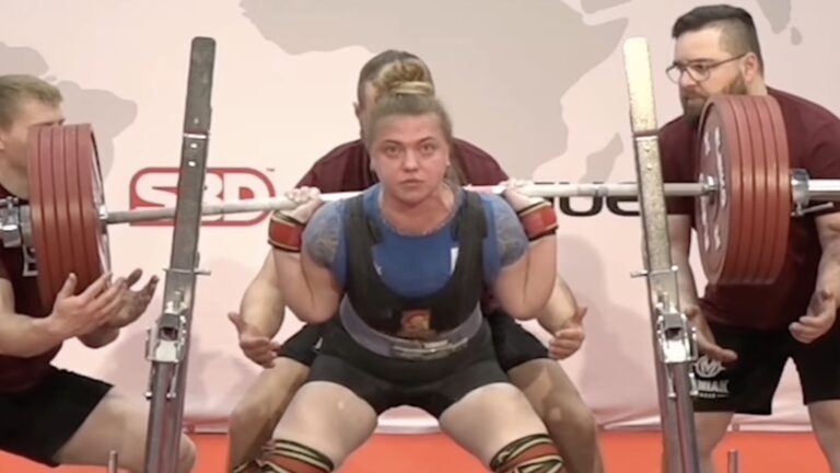 Daria Rusanenko (84KG) Scores Equipped Squat World Record of 276 Kilograms (608.4 Kilos)