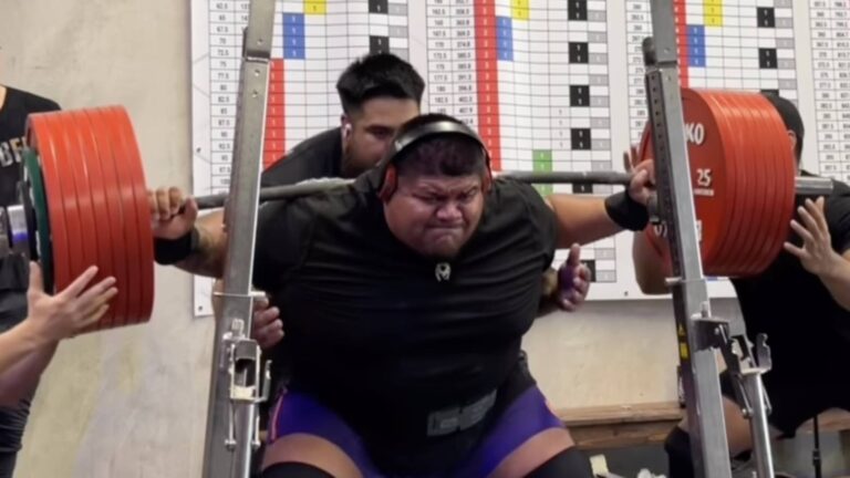 Pablo Olivares, Younger Brother of World-Record Holder Jesus Olivares, Squats 400-Kilogram (881.8-Pound) PR