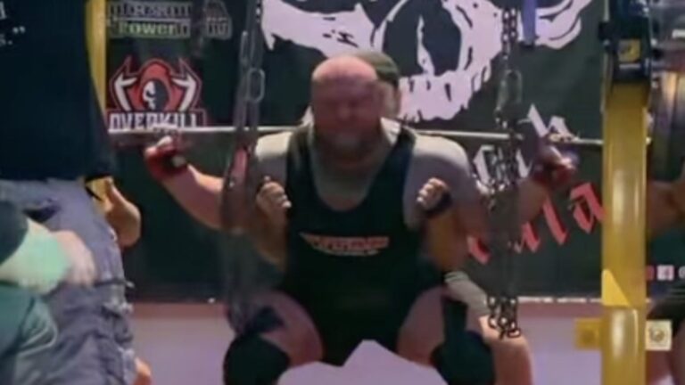 Phillip Herndon Becomes Lightest Person to Squat 453.9 Kilograms (1,000 Kilos) Raw with Wraps