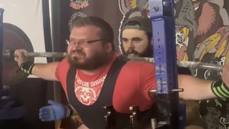 Zac Meyers (140KG) Scores Staggering Raw World Record Total of 1,077.4 Kilograms (2,375.4 Kilos)