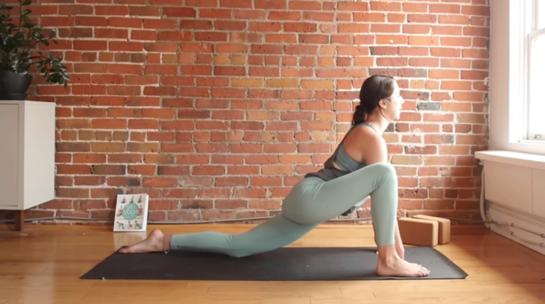 A ten-Minute Morning Yoga Practice for a Full-Body Stretch