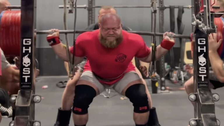 Phillip Herndon Squats 414.5 Kilograms (914 Kilos), Unofficially More Than World Record