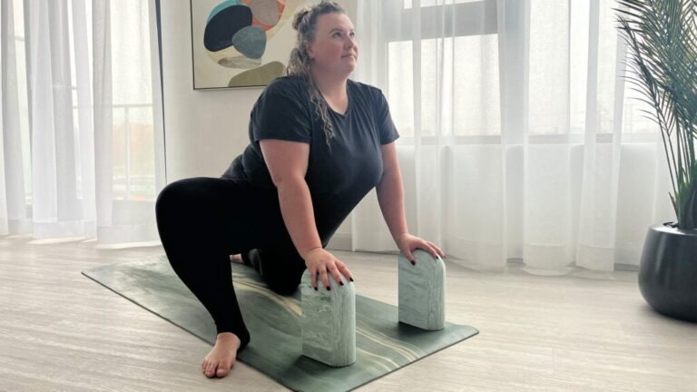 12 Cues for a Body Positive Yoga Class