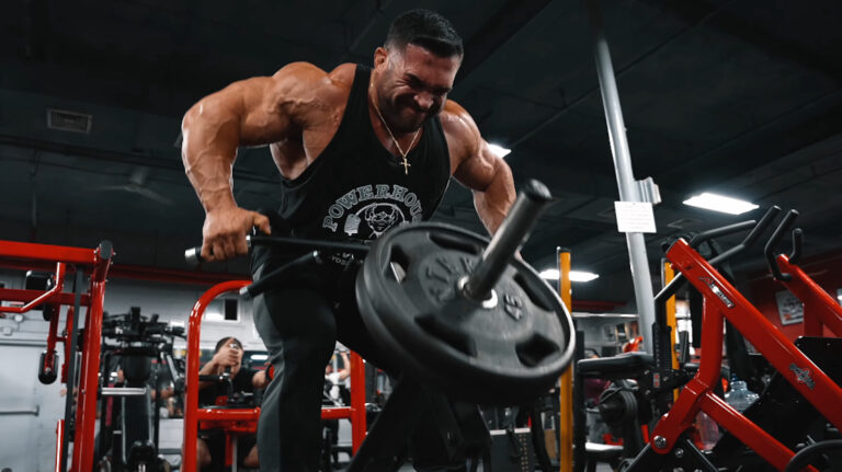 Latest Mr. Olympia Derek Lunsford Trains Back at Legendary Bev Francis Powerhouse Gym